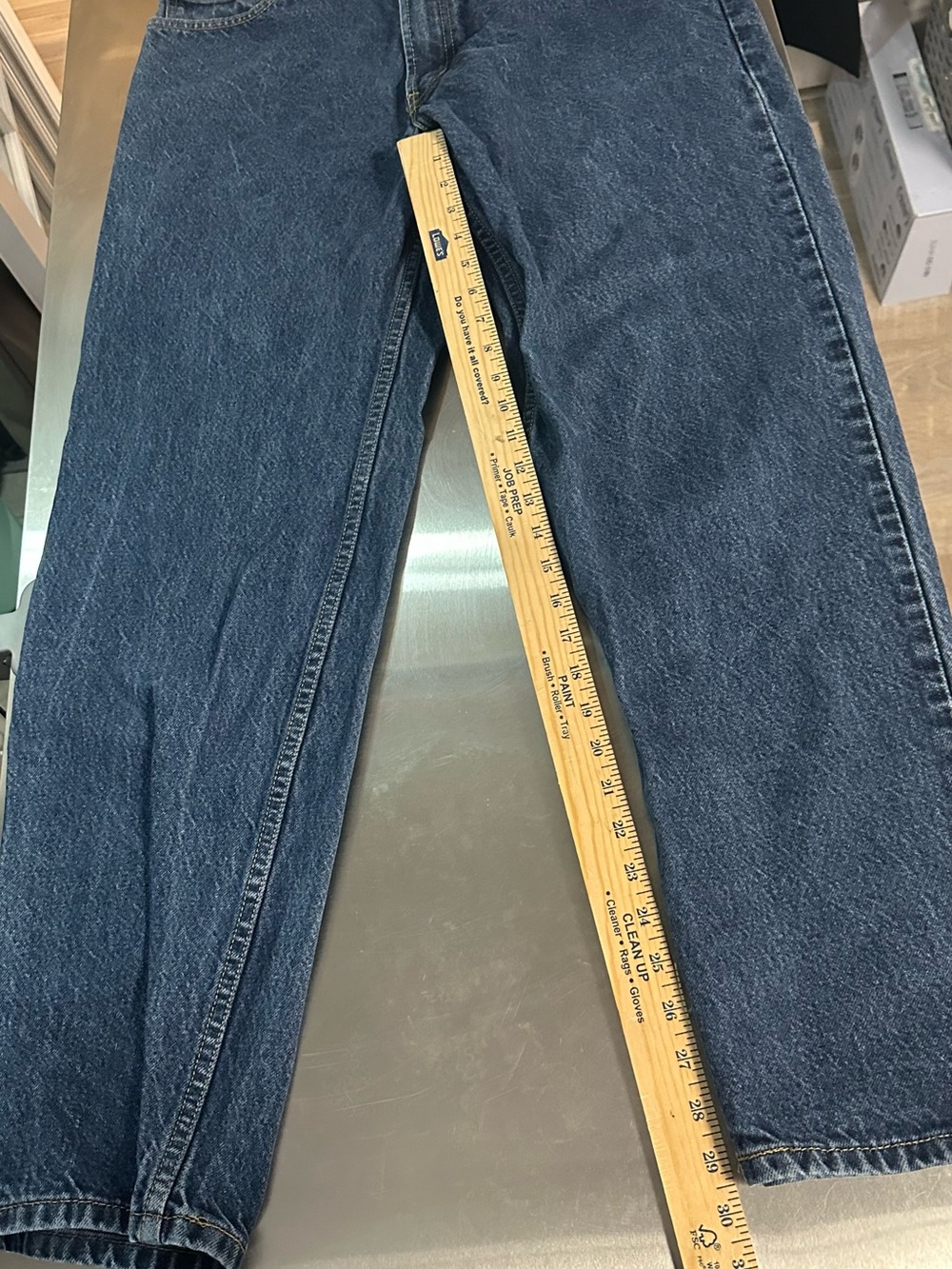 Levi's Men's Dark Blue Relaxed Fit Jeans